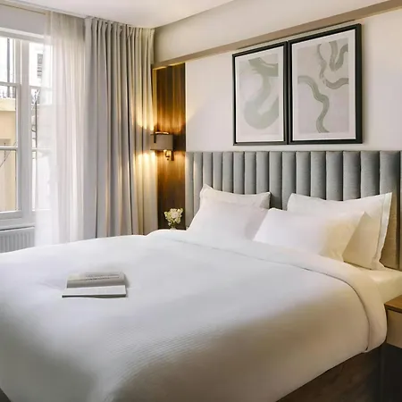 The Voyage Hotel Paddington-2