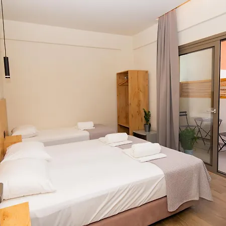 Lunar Hotel Modern Boutique-3
