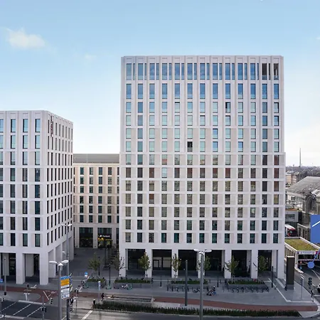 Leonardo Royal Hotel Nuernberg-3