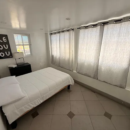 Culver City Hostel-3