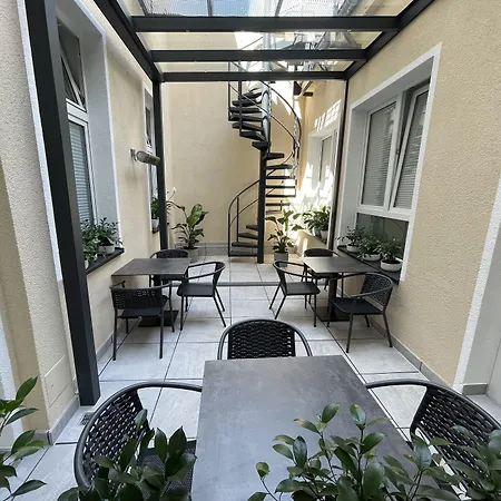 Palm Premium Hotel & Apartments-2
