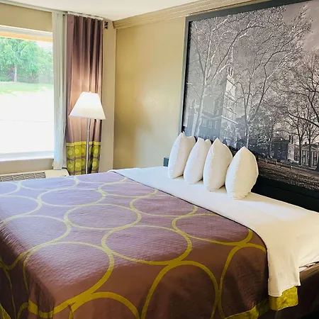 Super 8 By Wyndham Danville-3