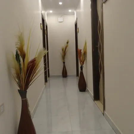 Up Town Hotel-3