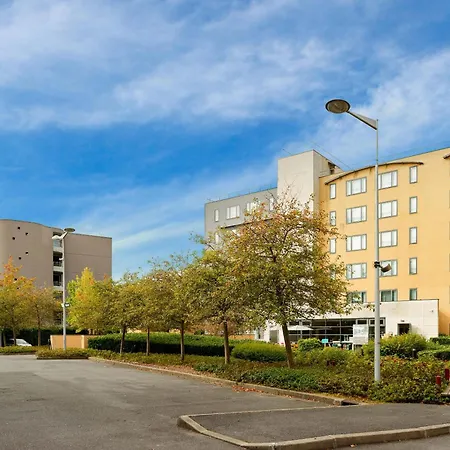 B&B Hotel Paris Grand Roissy Cdg Aeroport 4 Etoiles-2
