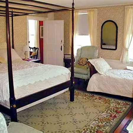 Pepper House Inn-3