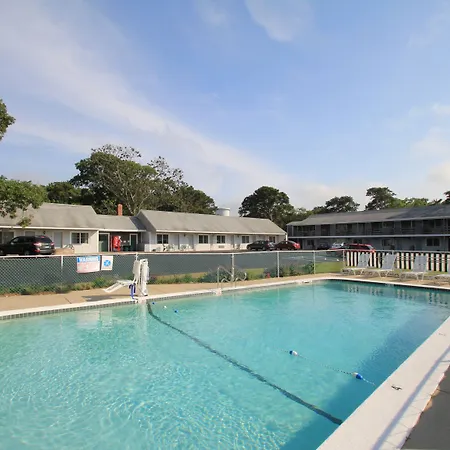 Skaket Beach Motel-2