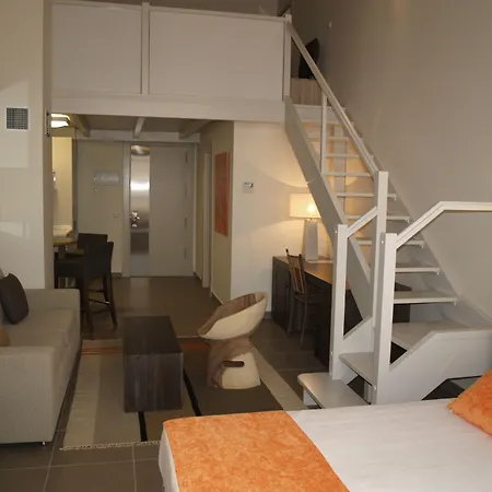 Eco Alcala Suites-2