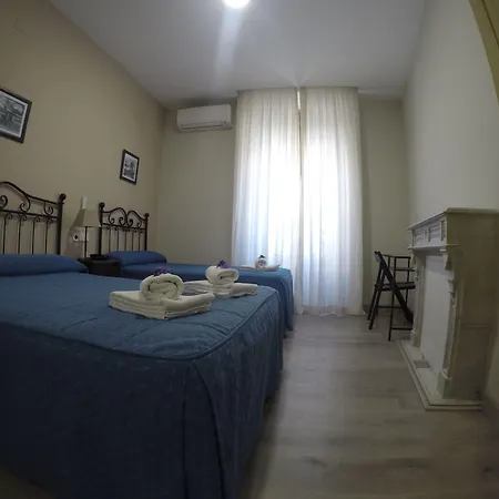Hostal El Pilar-3