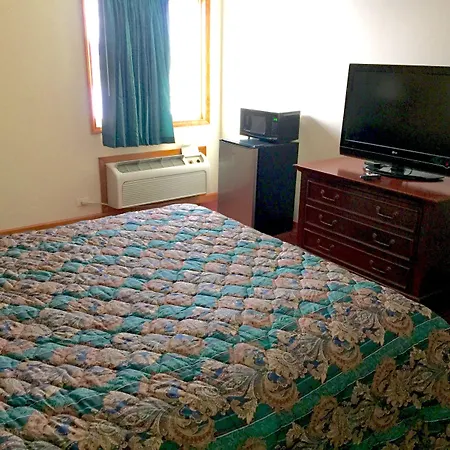 Executive Inn And Suites Waukegan-3