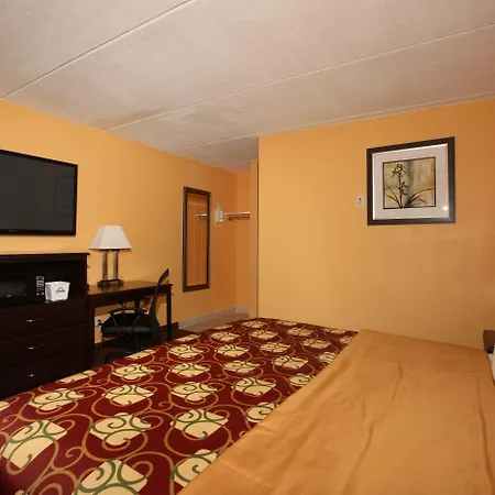 Blue Sky Inn Glens Falls-Saratoga-Lake George-3