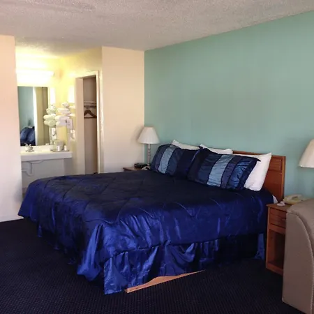 Super 7 Inn-Siloam Springs-3