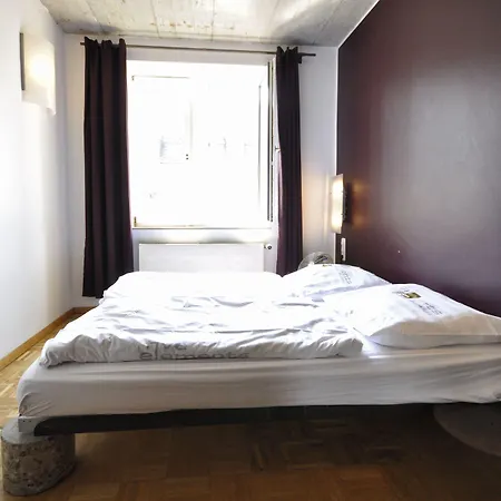 Five Elements Hostel And Capsules Frankfurt-3
