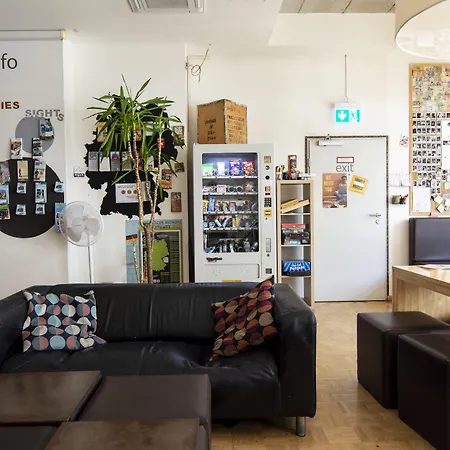 Five Elements Hostel And Capsules Frankfurt-2