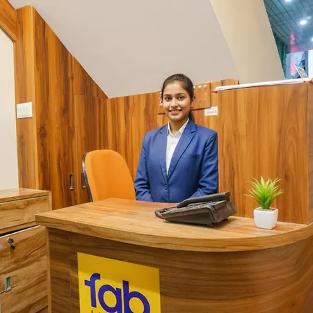 Fabhotel Tan Square - Nr Eon It Park-2