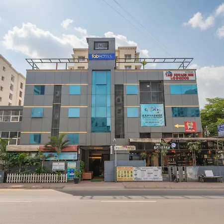 Fabhotel Tan Square - Nr Eon It Park-3