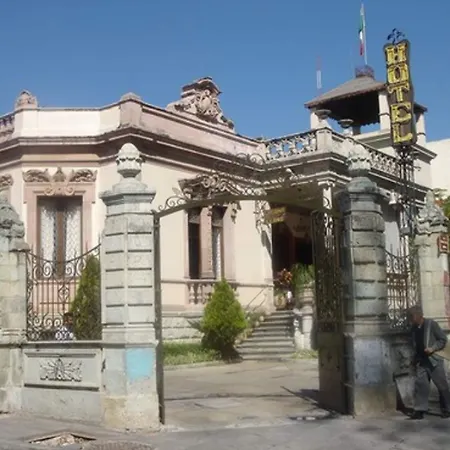 Hotel La Casona Del Llano-3
