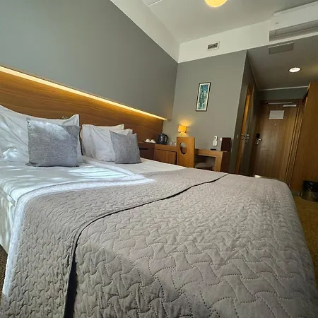 Hotel Bern By Rikas Hotels-2