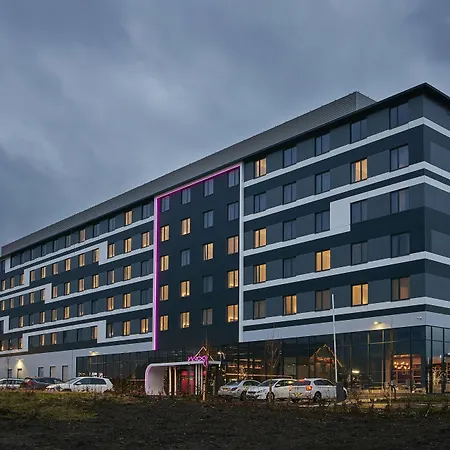 Moxy Aberdeen Airport-3
