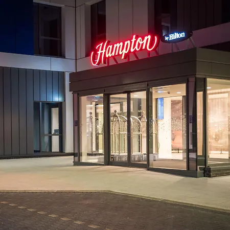 Hampton By Hilton Aberdeen Airport-3
