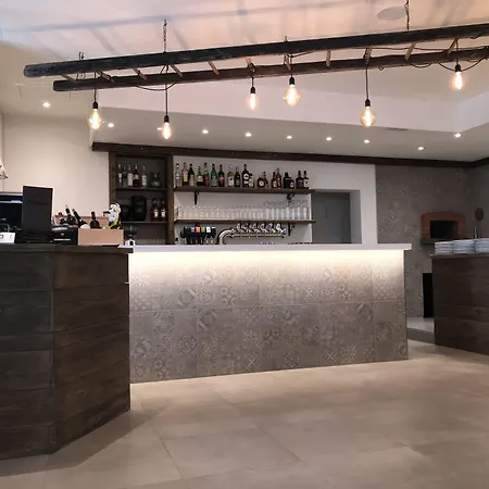 Hotel Cristina-3