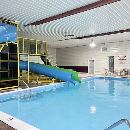 Camp Inn Lodge-2