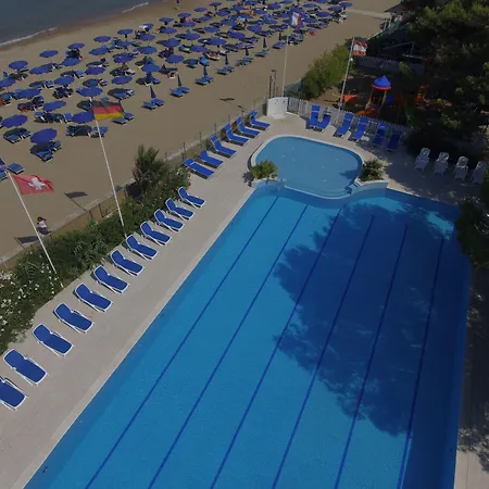 Villaggio Gabbiano Beach-3