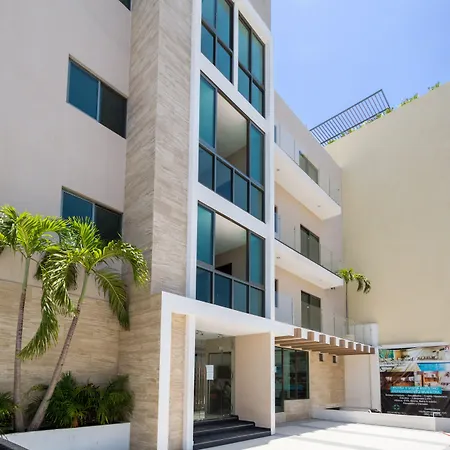 Palmarena Rooms & Residences - Long Stay Comfort With Parking, Sauna, Gym & Pool - Steps From 5Th Avenue-2