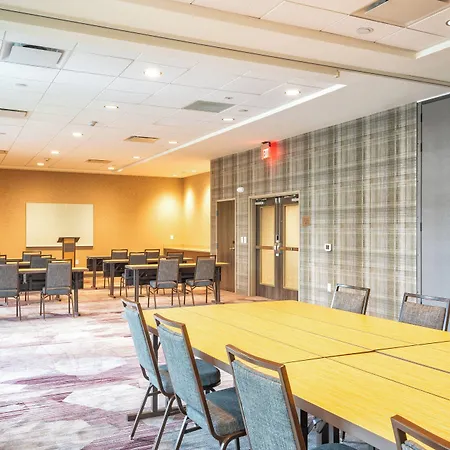 Courtyard By Marriott Charleston-North Charleston-3