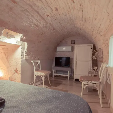 ESTRELA - Trullo Benessere nel centro storico di Alberobello --3