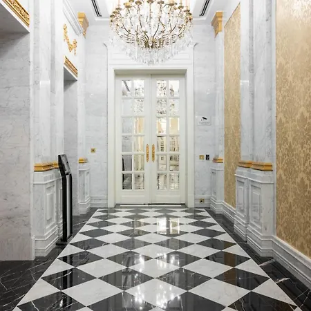 The Bentley Luxury Hotel & Suites-2