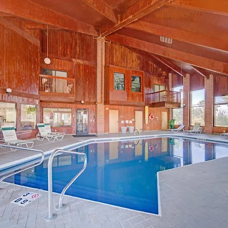 Capital O Amerihost Inn And Suites Mexico Hwy 54 Mo-3