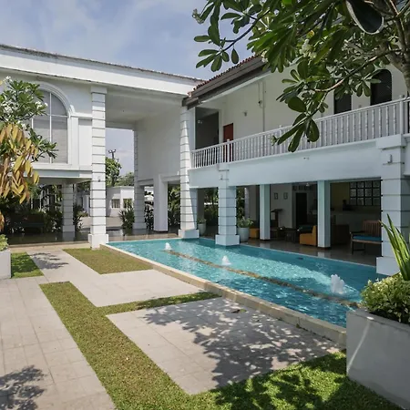 Hibiscus Beach Hotel & Villas-2