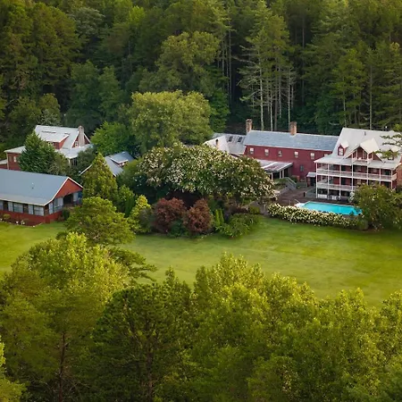 Glen-Ella Springs Hotel & Restaurant-3