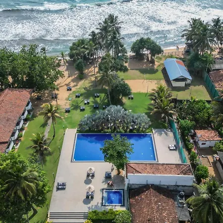 Hibiscus Beach Hotel & Villas-3