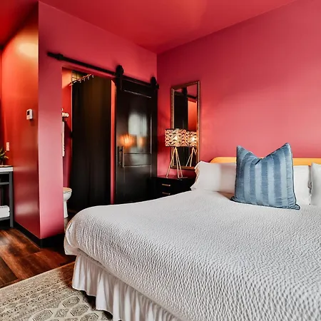 Urban Collective Boutique Hotel-3