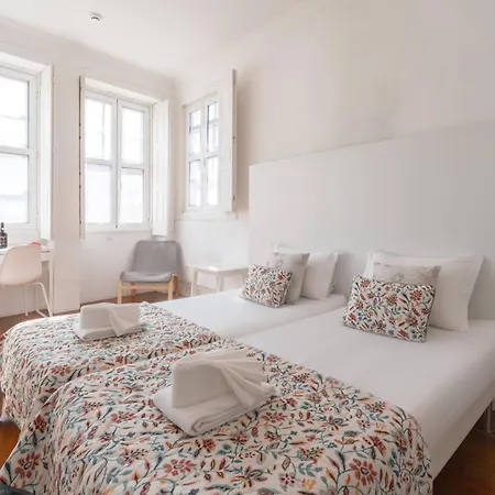 Porto Lounge Hostel & Guesthouse By Host Wise-2