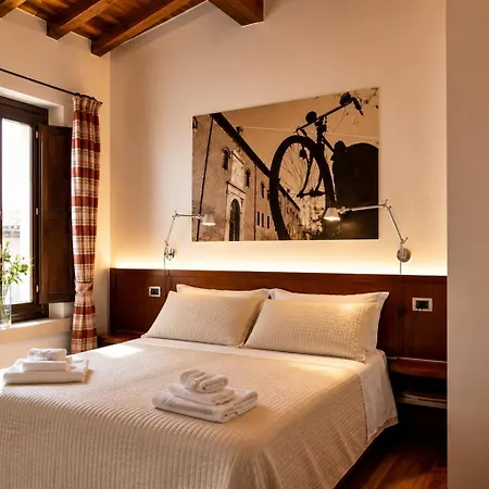 Boutique Rooms 3 0-3