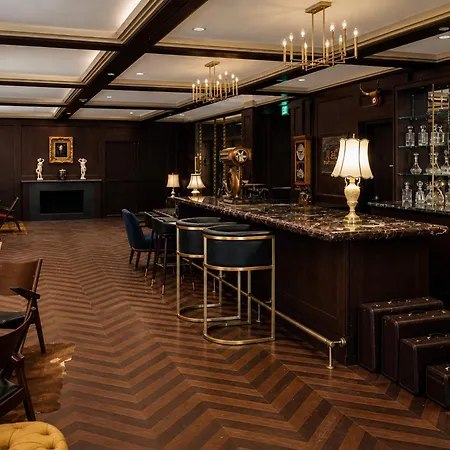 Whisky Hotel-2