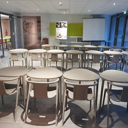 Ibis Budget Langres-3