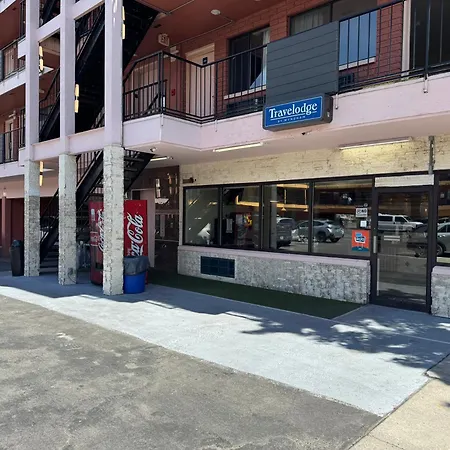 Travelodge By Wyndham Reno-3