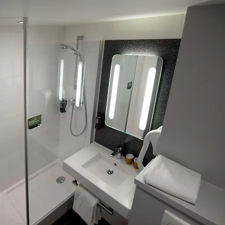 Ibis Saint-Genis-Pouilly Geneve-3