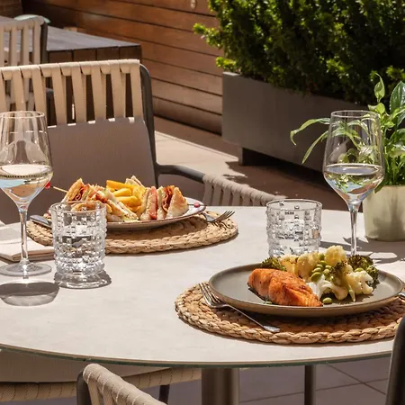 Meliá Madrid Serrano-3
