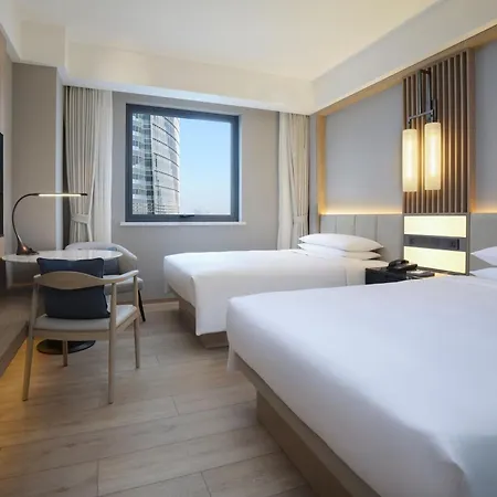 Courtyard By Marriott Shanghai Xujiahui-3