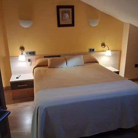 Hostal Dona Juana-3