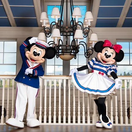 Disney Newport Bay Club-3