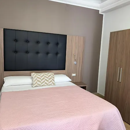 B&B Into Palermo Rooms Vicino Al Teatro Massimo-3