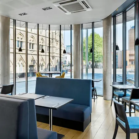 Four Points Flex By Sheraton Cardiff-3