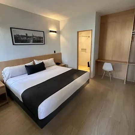 Hotel Emperador Centro Guadalajara Y Remodelado-3