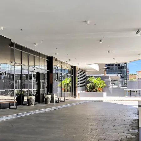 Crowne Plaza Residences Port Moresby By Ihg-3