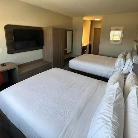 Holiday Inn Express - Wichita North - Park City By Ihg-2
